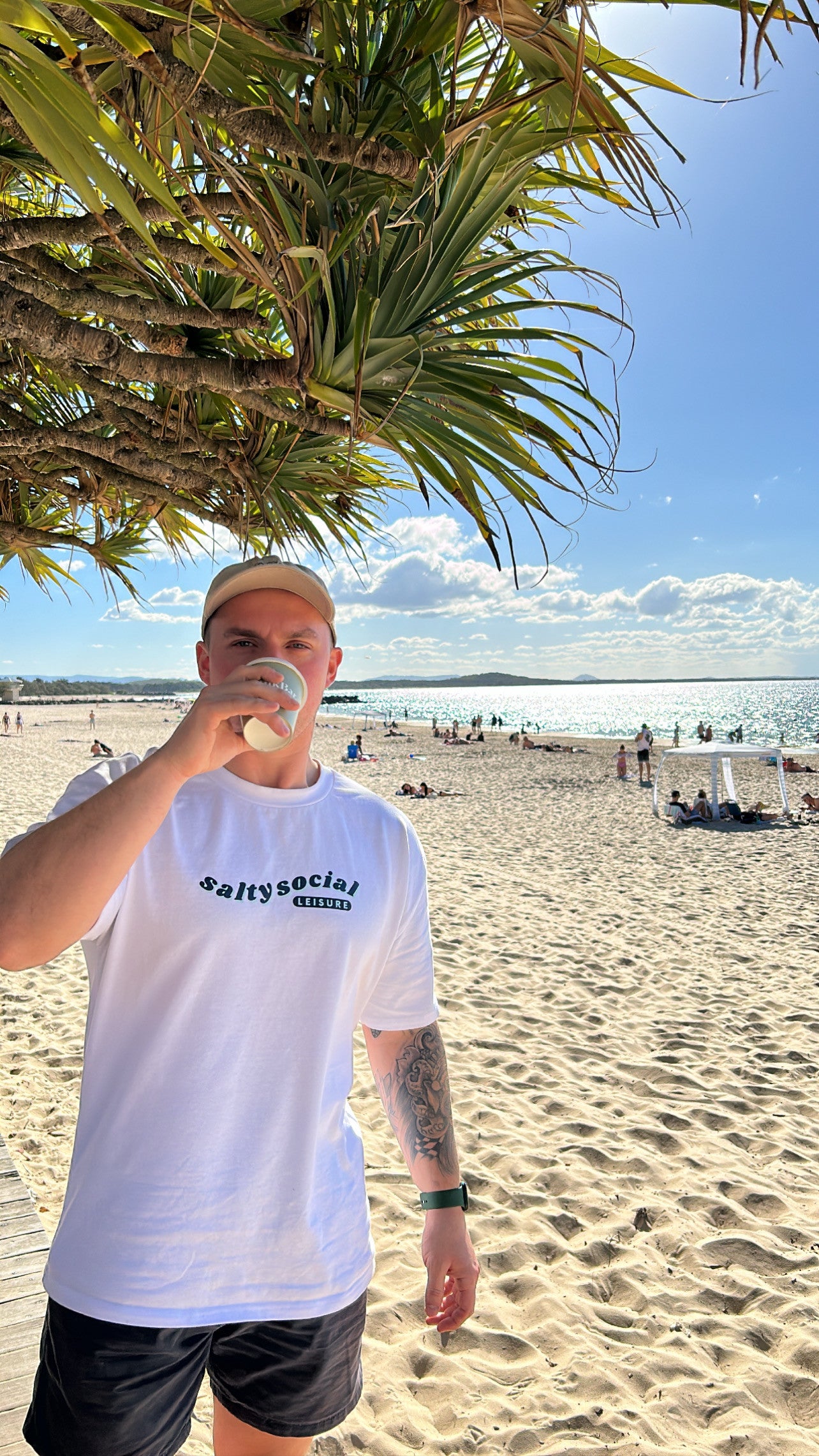 WHITE LEISURE TEE - UNISEX